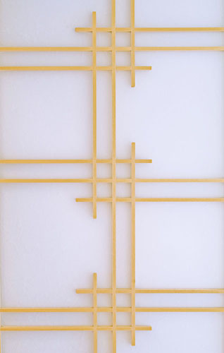 Close-up the Warlon Acrylic looks opaque over a white wall.